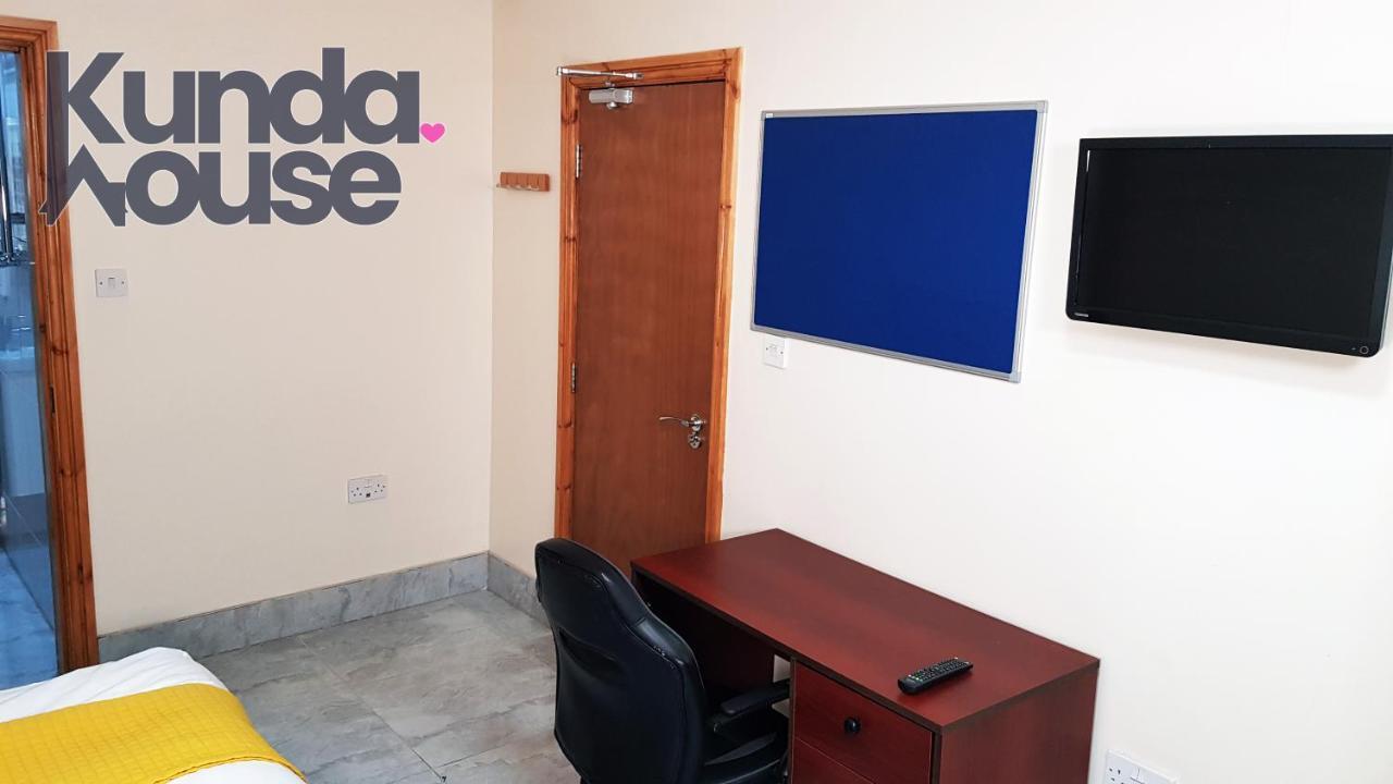 מלון ברמינגהאם Kunda House Bournbrook מראה חיצוני תמונה